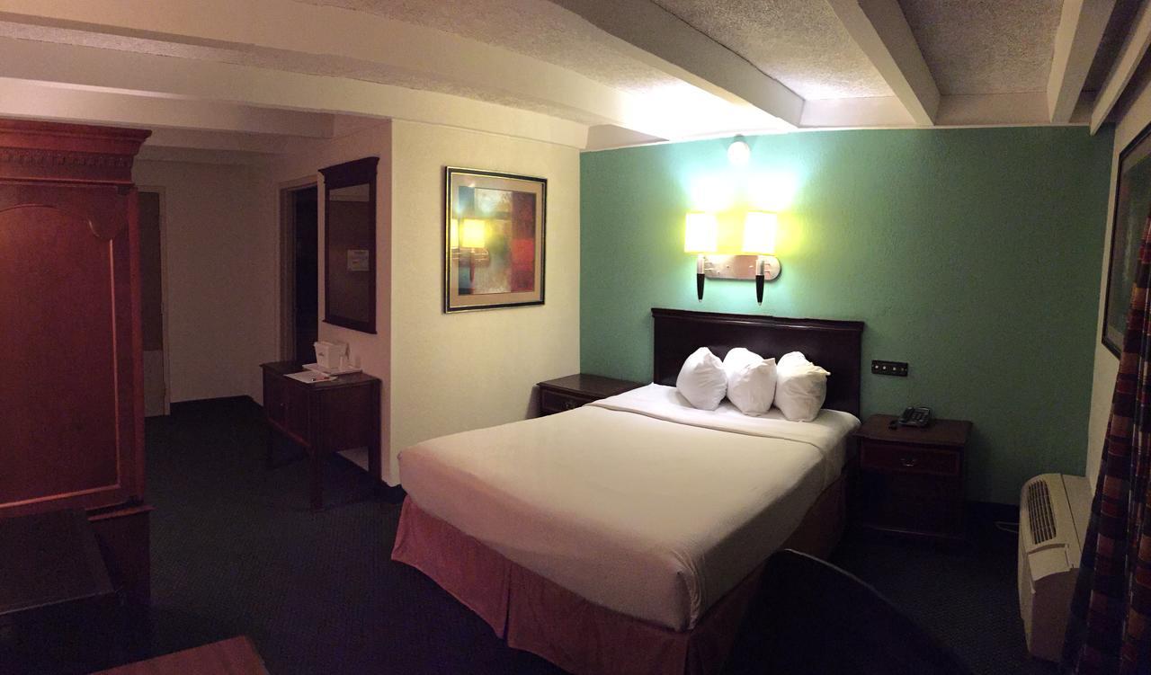 Rodeway Inn & Suites Rockford Eksteriør billede