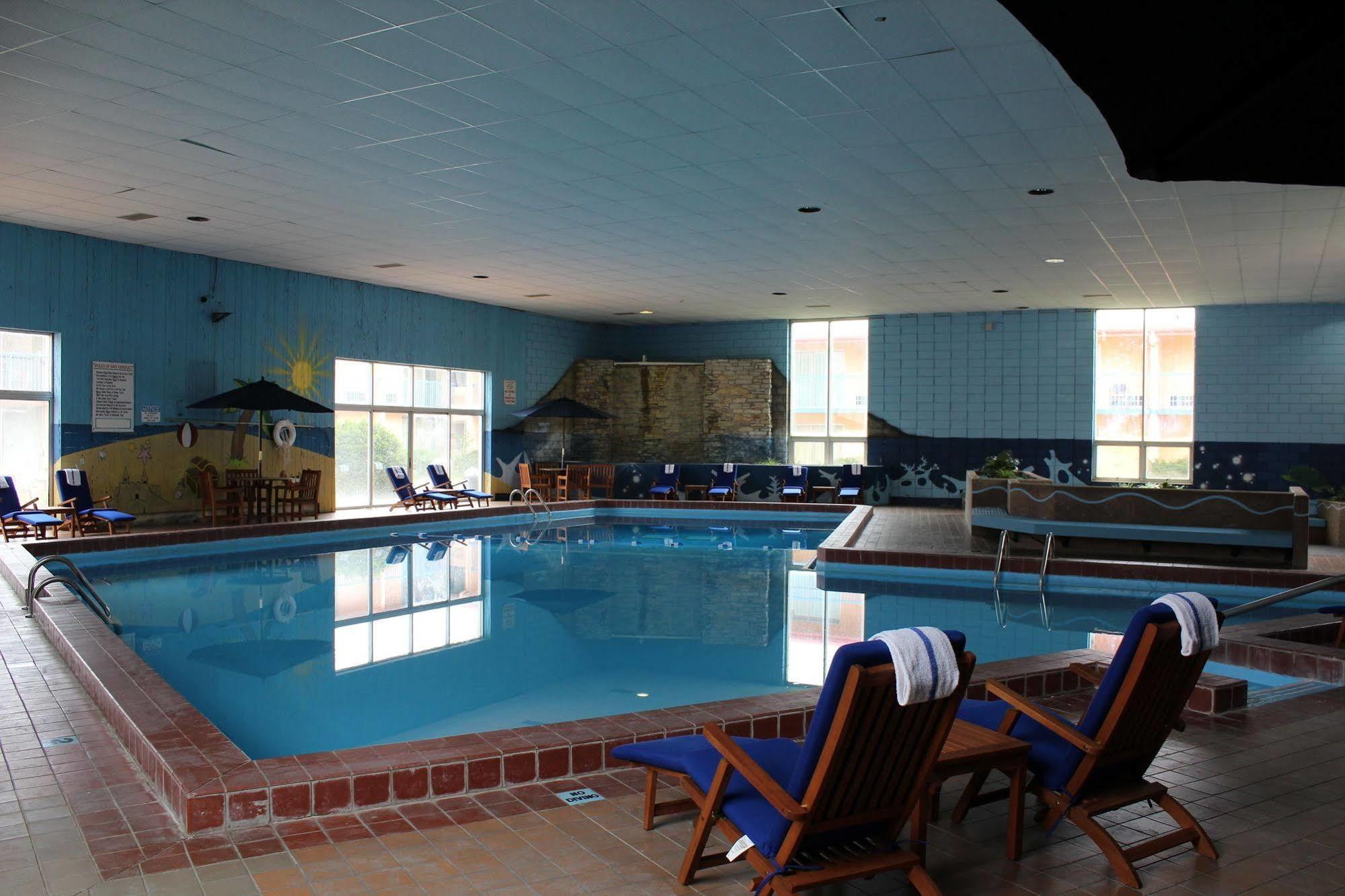 Rodeway Inn & Suites Rockford Eksteriør billede