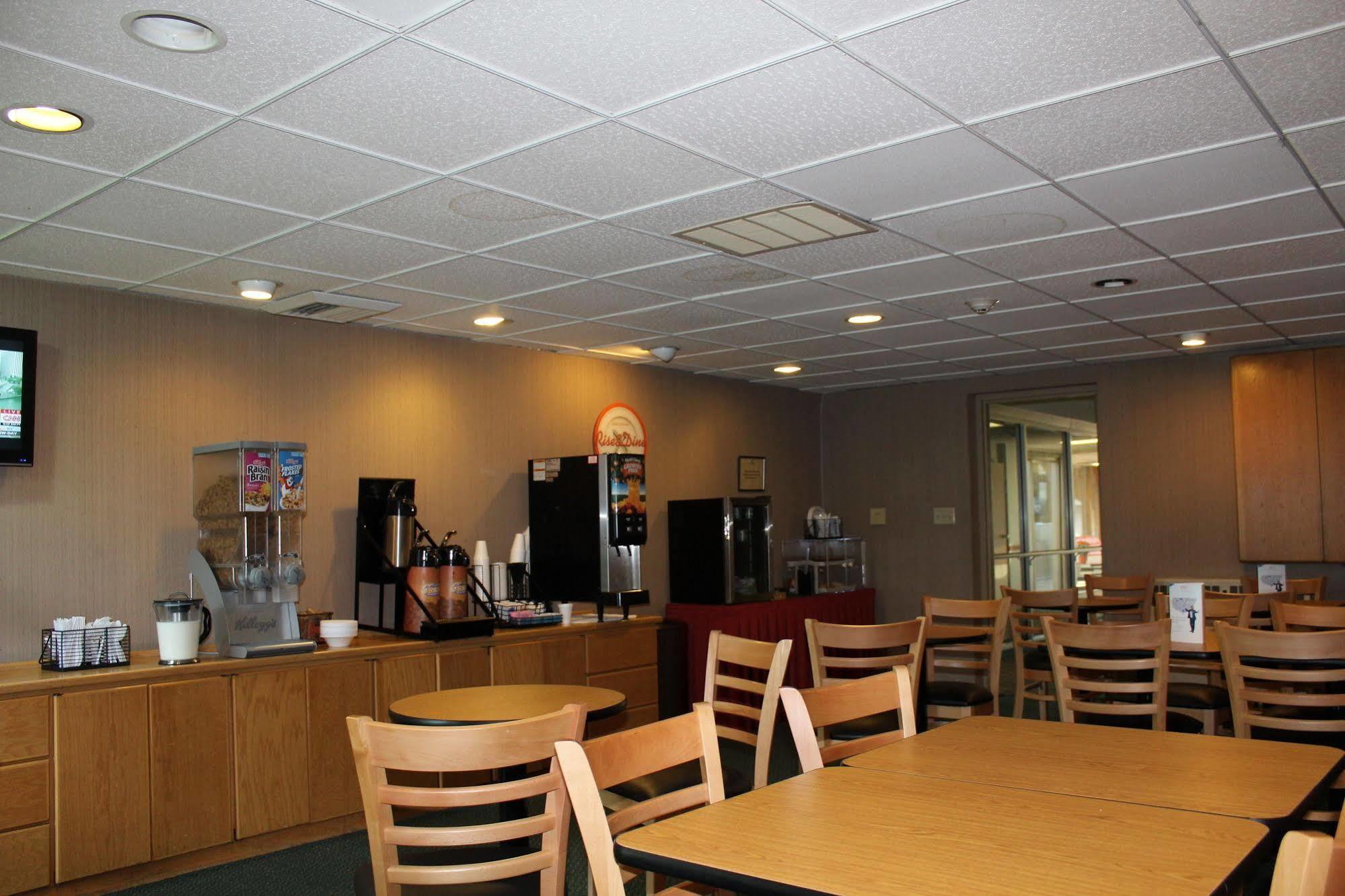 Rodeway Inn & Suites Rockford Eksteriør billede